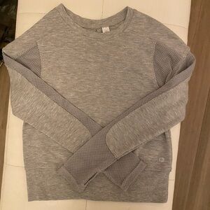 90 Degree by Reflex Gray Long Sleeve Top
